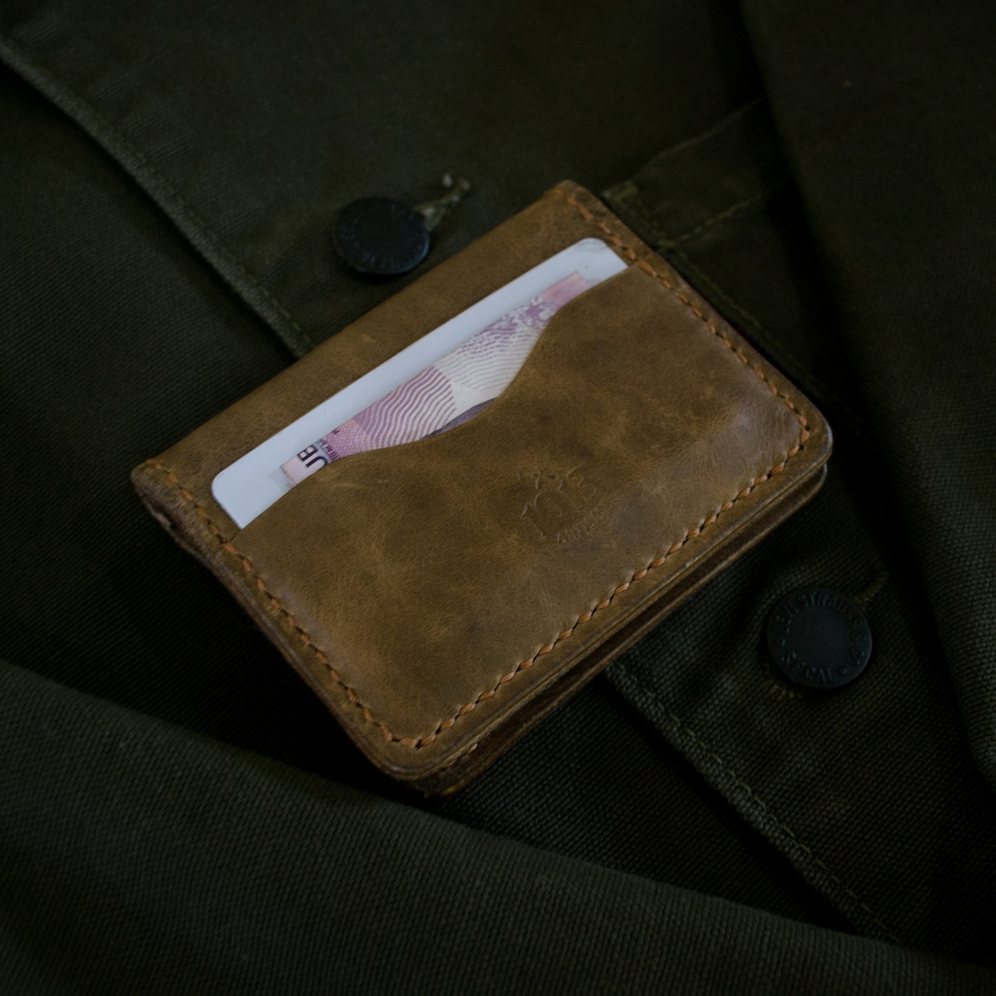 LUNA (Bifold)